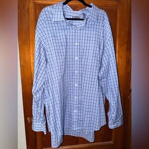 Van Heusen men’s dress shirt